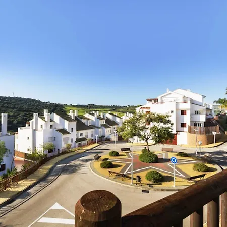 Albayt Nueva Alcaidesa Apartment Sotogrande